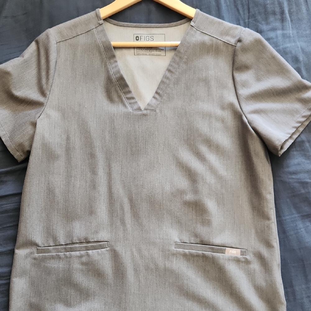 Figs Graphite Scrub Top, Large - image 1